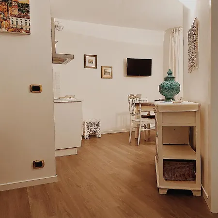 Lo Scalino Apartment