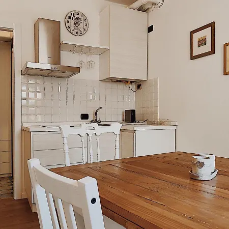 Lo Scalino Apartment